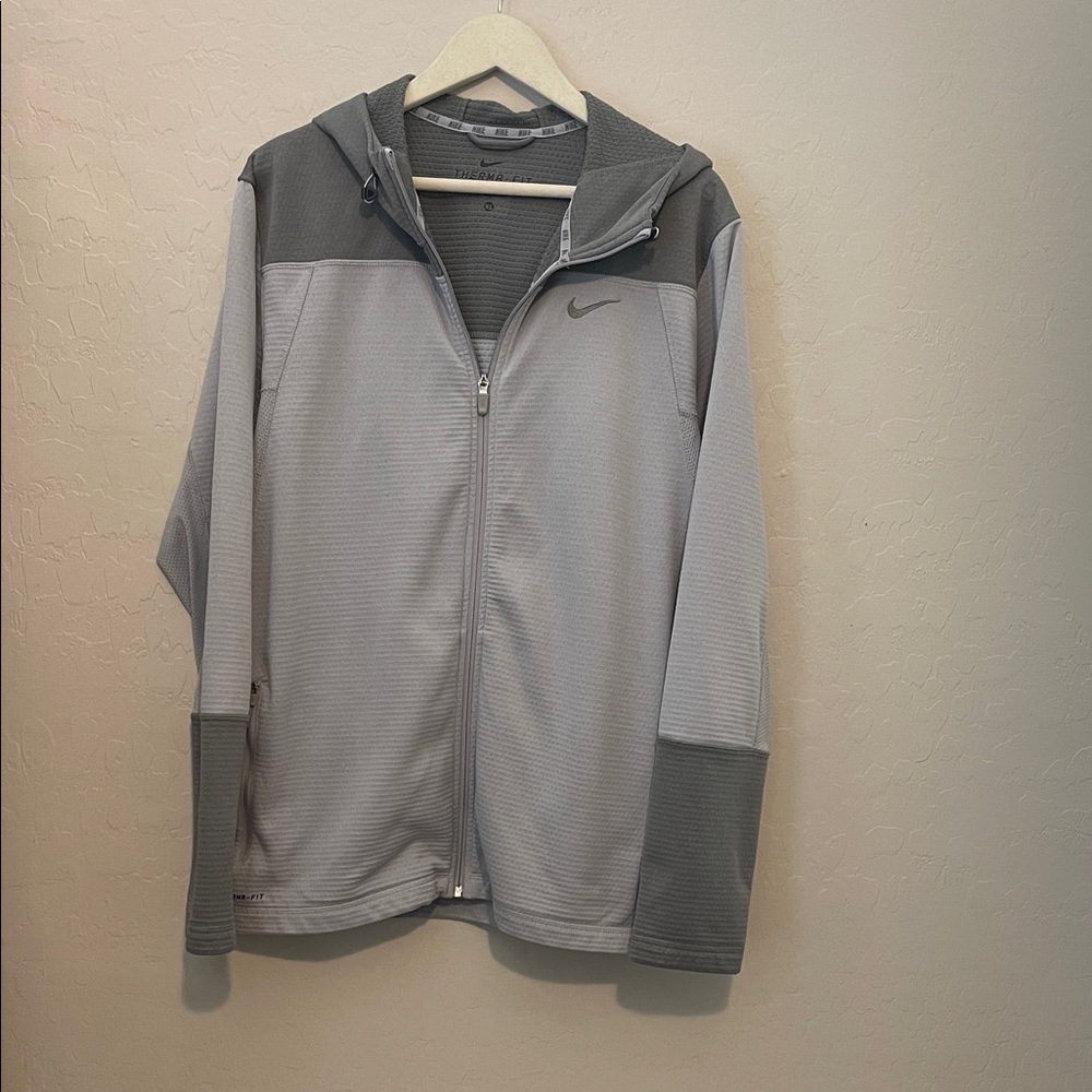 Nike Men's XL Two-Tone Gray Therma-Fit Performance Jacket